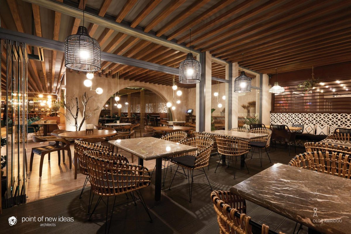 Akropolis Restaurant Image 22