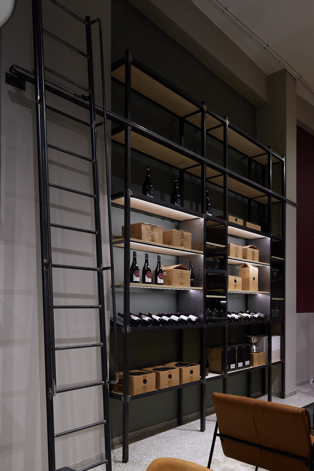 Vassaltis Downtown Image 5