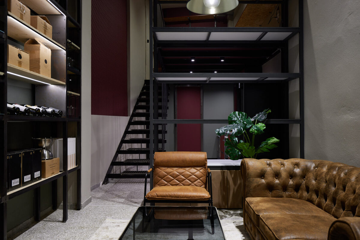 Vassaltis Downtown Image 14